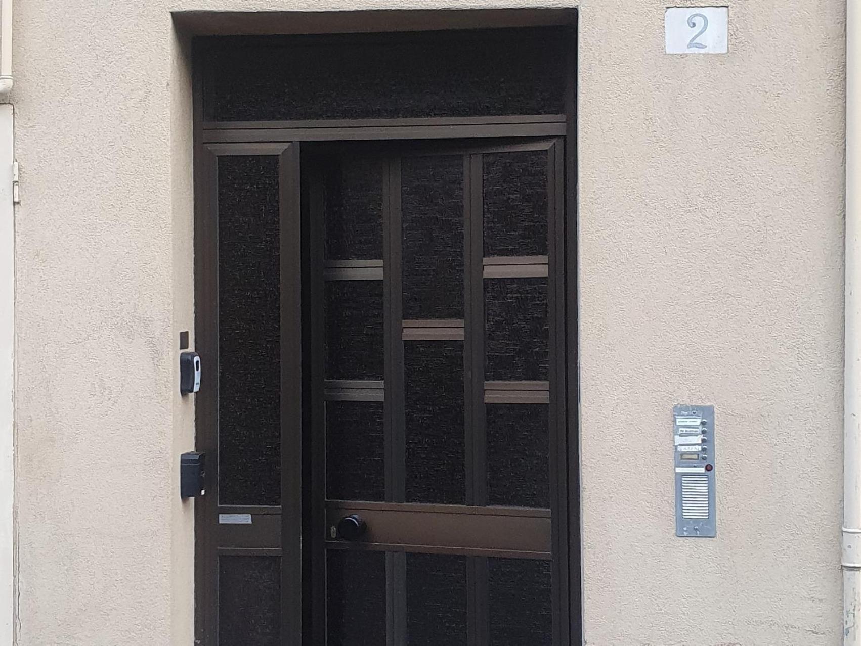 New Private Apt In Como A-C Self Check-In ภายนอก รูปภาพ